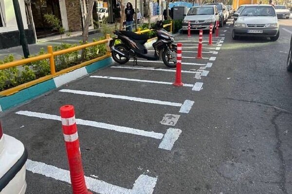 آزادسازی پیاده‌روهای منطقه ۲ تهران با احداث پارکینگ موتورسیکلت‌ها - خبرگزاری مهر | اخبار ایران و جهان